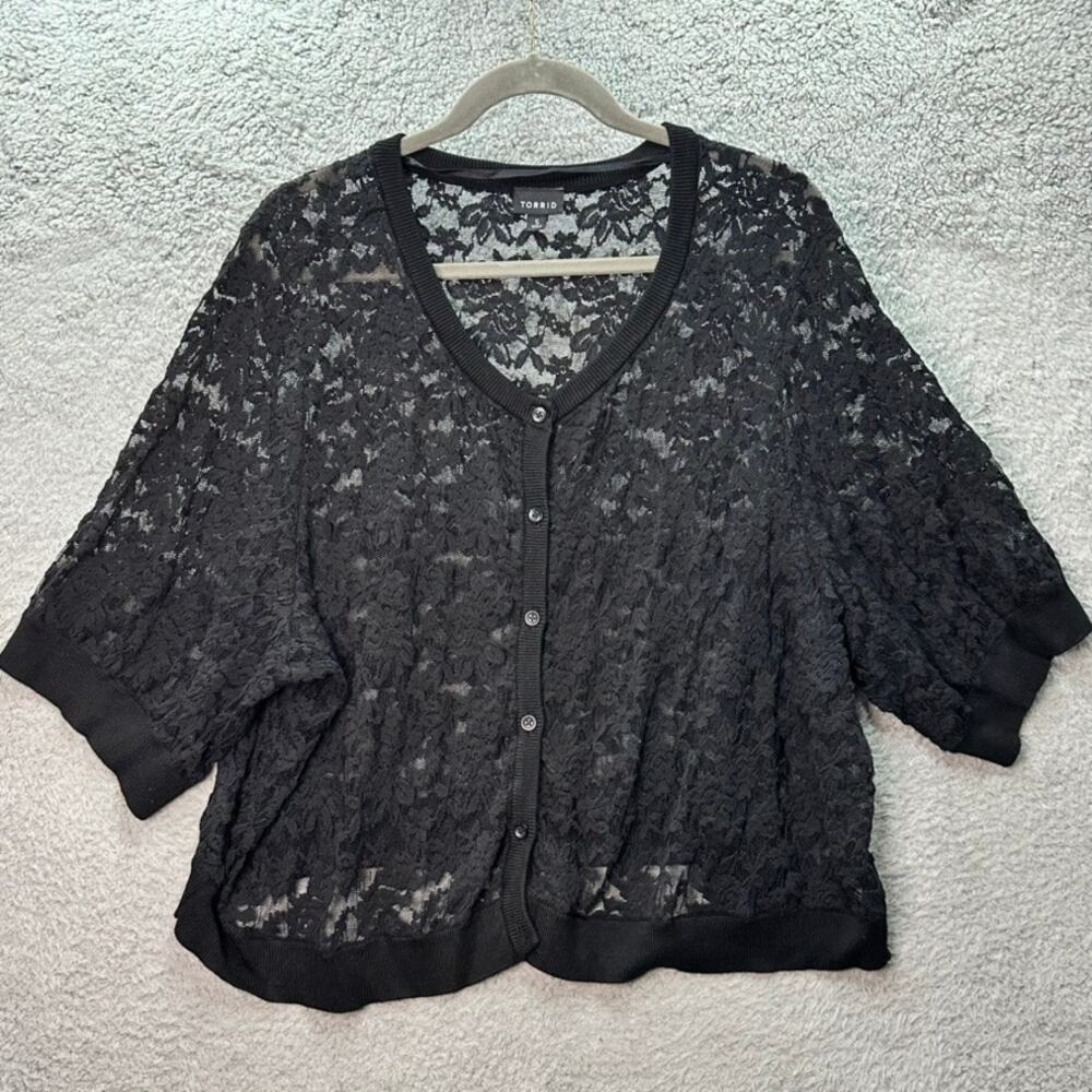 Torrid Size 5 Black Lace Crop Button Up Cardigan Short Sleeve Goth Evening Party
